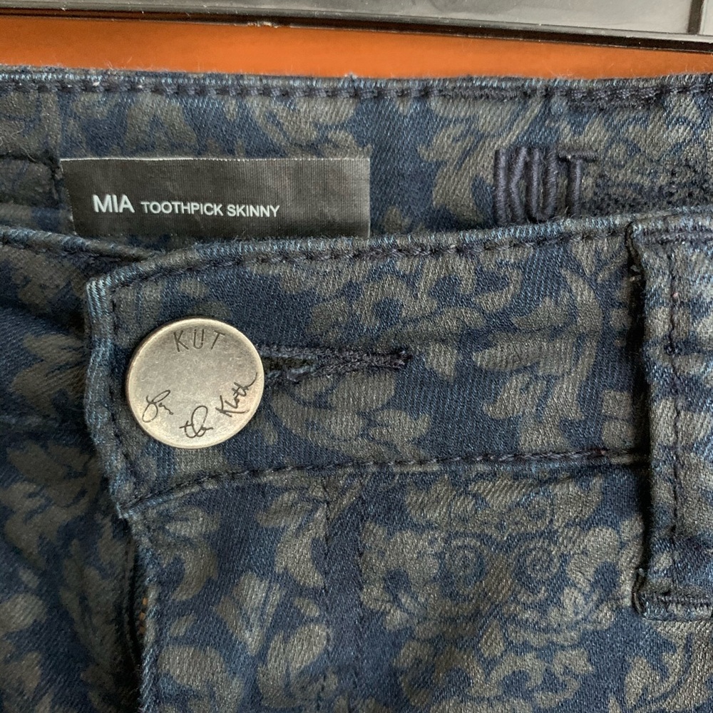 KUT pattern pants - Picture 2 of 3